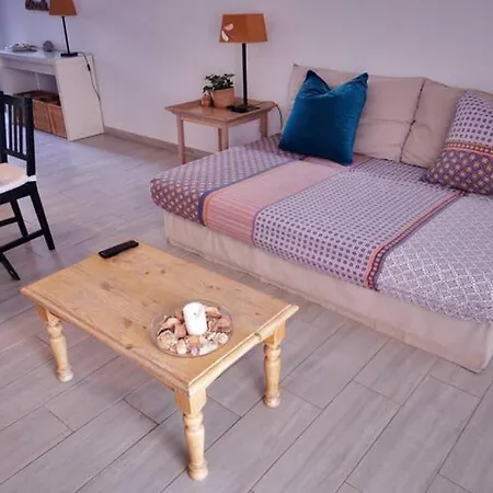 Comfortable Cleo With Large Terrace * 科斯塔特吉塞