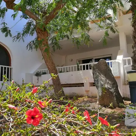 Comfortable Cleo With Large Terrace