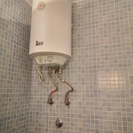 Comfortable Cleo With Large Terrace * קוסטה טגוויסה