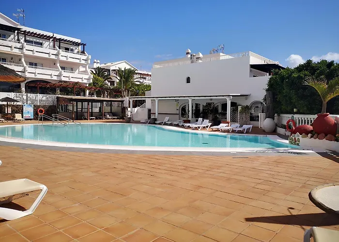 Comfortable Cleo With Large Terrace