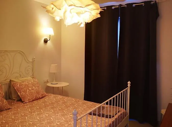 Comfortable Cleo With Large Terrace Apartamento