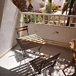 Comfortable Cleo With Large Terrace