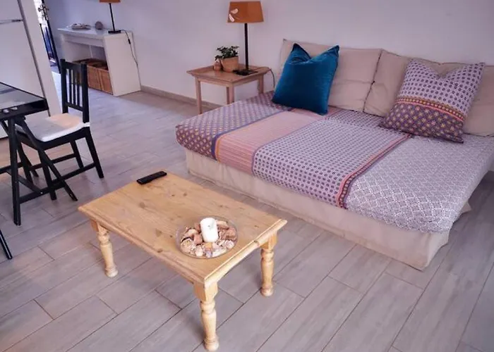 Comfortable Cleo With Large Terrace * Costa Teguise