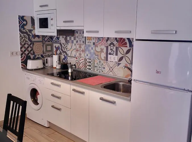 Comfortable Cleo With Large Terrace *