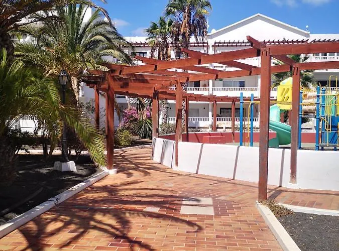 Comfortable Cleo With Large Terrace *